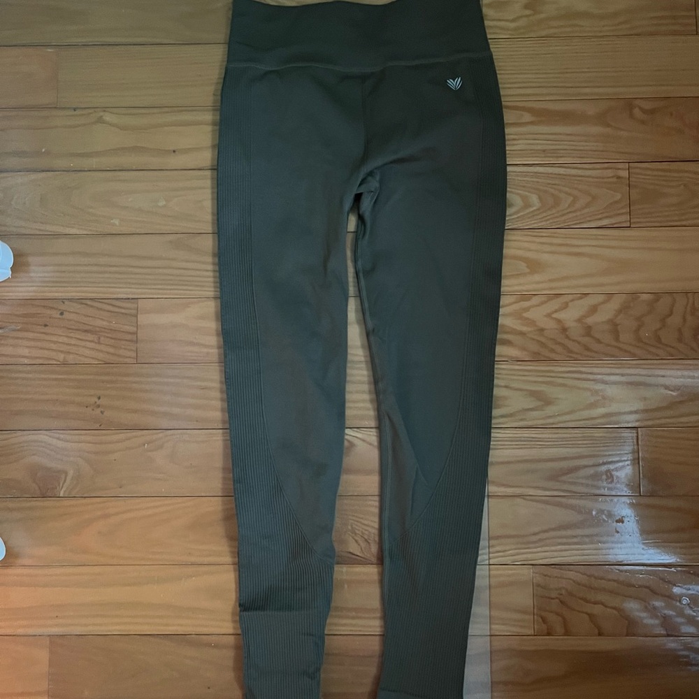 Forever21 olive green leggings